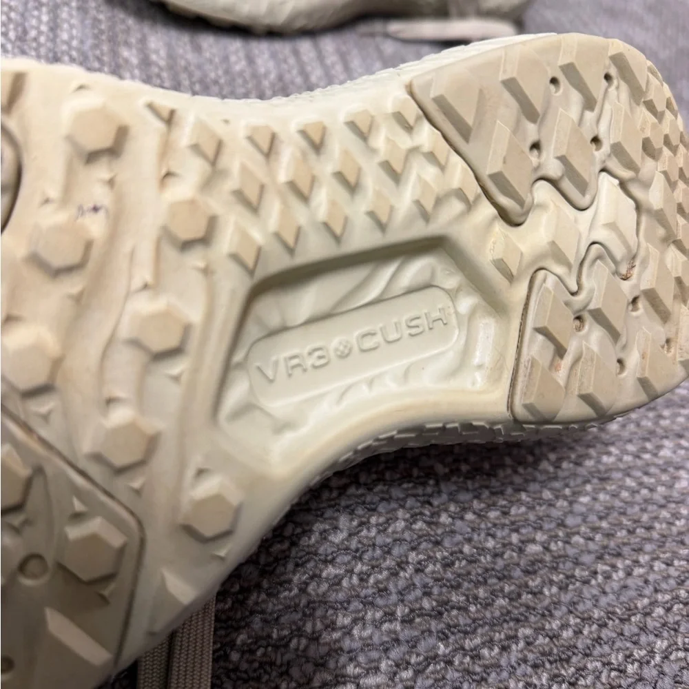 Vans MTE UltraRange Neo VR3 Shoe
color: Mono Sage W8.5 M7 - Picture 5 of 7